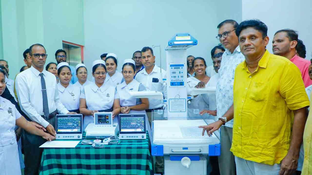  கல்வியை ஆபாசமாக்கும் நடவடிக்கைகளுக்கே எதிர்ப்பு - சஜித்