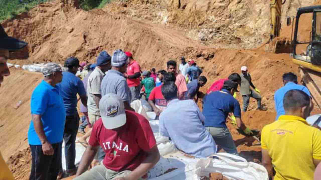 கொத்மலை மக்களின் துயர்துடைக்க வந்த 2,000 கைகள்