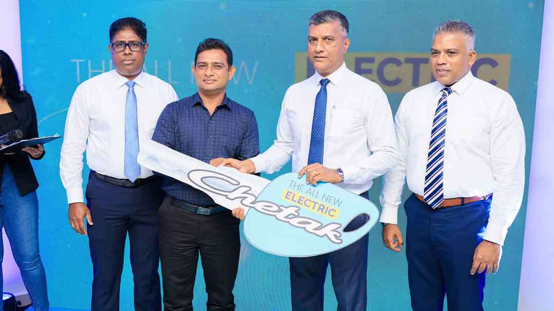 சர்வாம்சங்களும் கொண்ட, எந்நாளும் நிலைத்திருக்கும், புகழ்பெற்ற Chetak மீண்டும் அறிமுகம்