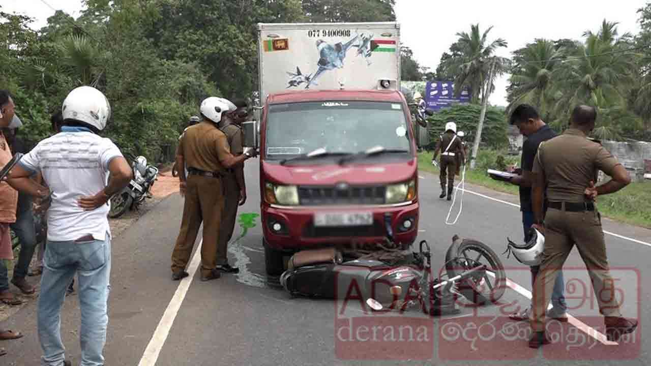 வவுனியாவில் போக்குவரத்து பொலிஸாரை மோதிவிட்டுத் தப்பிய லொறி சாரதி 