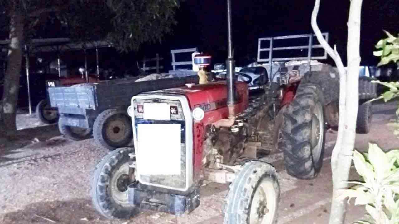 சட்டவிரோத மணல் அகழ்வில் ஈடுபட்ட மூவருக்கு அபராதம்