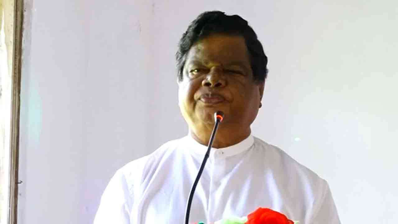 நாடு எதிர்கொள்ளும் பொருளாதார நெருக்கடி குறித்து பந்துல கருத்து