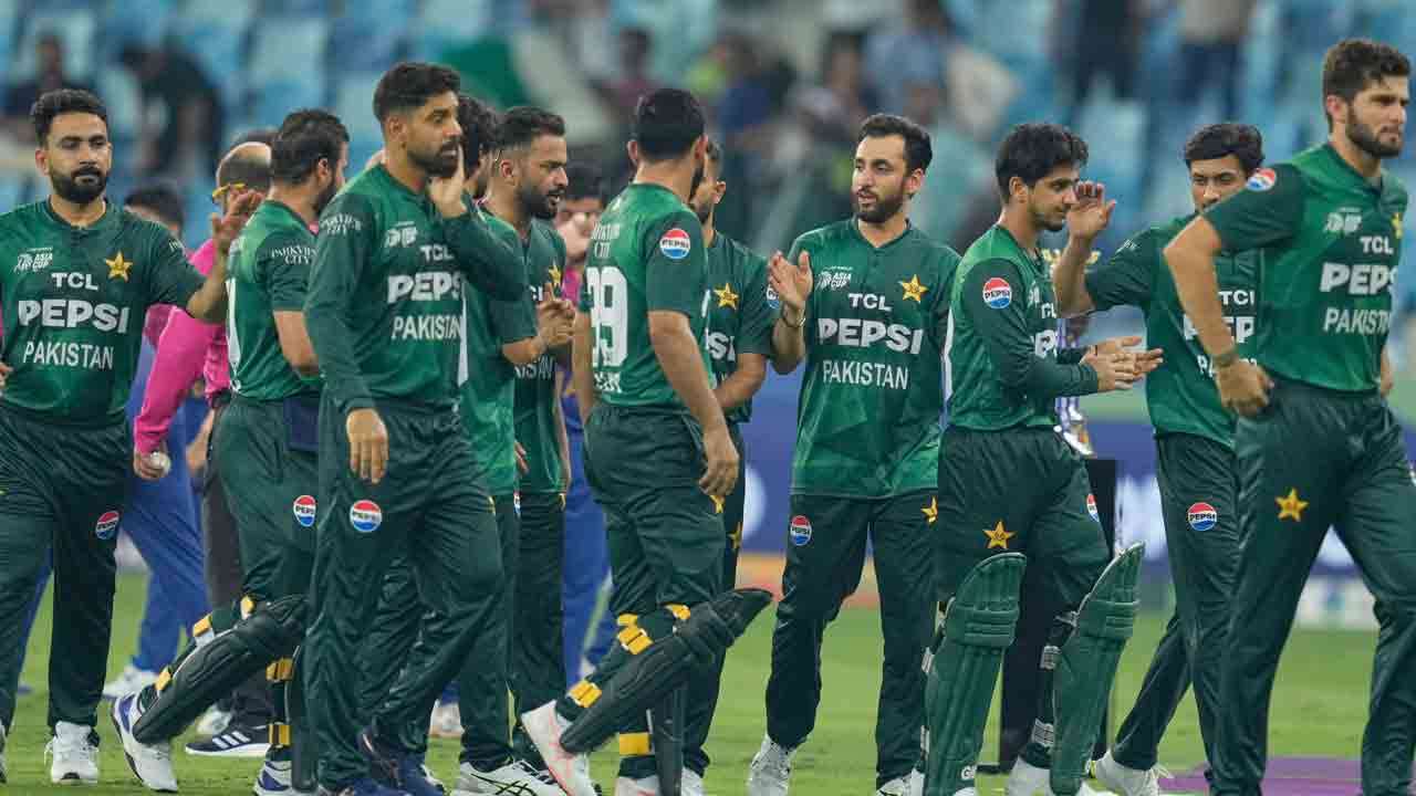 டி-20 உலக கிண்ணத்தில் இருந்து பாகிஸ்தானும் வௌியேறுகிறதா?