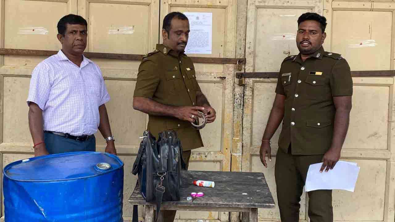 ஊர்காவற்துறையில் கடைகளிற்கு 235,000/= தண்டம்!