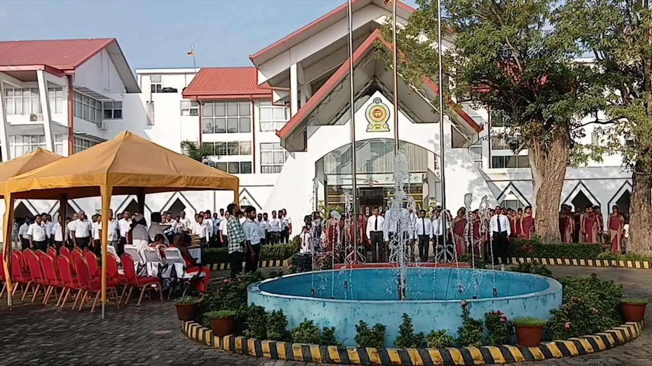 கிளிநொச்சி மாவட்டச் செயலகத்தில் சுதந்திர தின நிகழ்வுகள்!