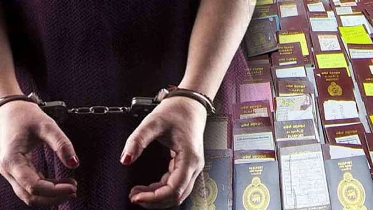 முல்லேரியாவில் 154 கடவுச்சீட்டுகளுடன் பெண் கைது