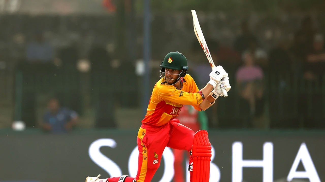 ஓமானை இலகுவாக வீழ்த்திய  சிம்பாப்வே! 