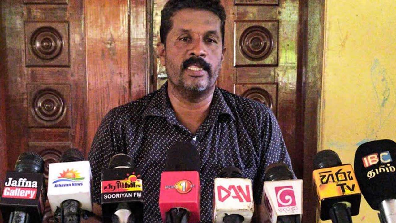 அரசியல் இருப்புக்காக சட்டவிரோத கடற்தொழிலை சஜித் ஆதரிக்கிறார்!