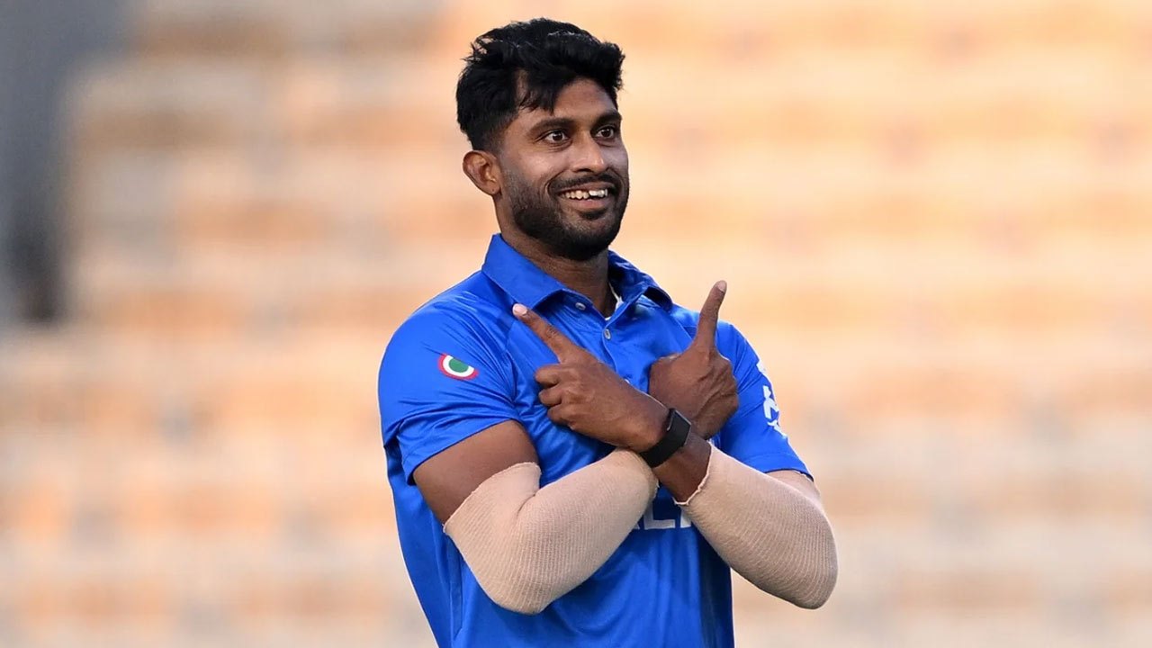 அனைவரின் கவனத்தையும் ஈர்த்த இத்தாலி வீரர்!