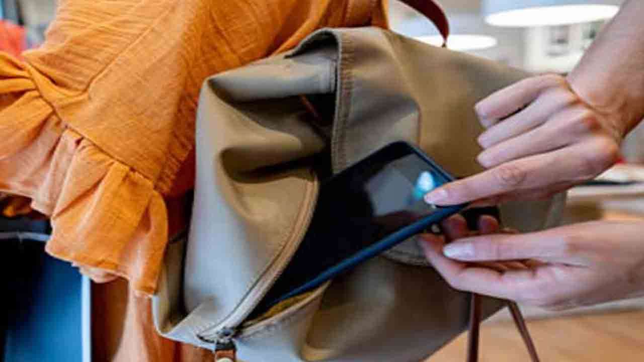  உங்கள் கைப்பேசி தொலைந்துவிட்டதா? இதை கட்டாயம் கவனியுங்கள்