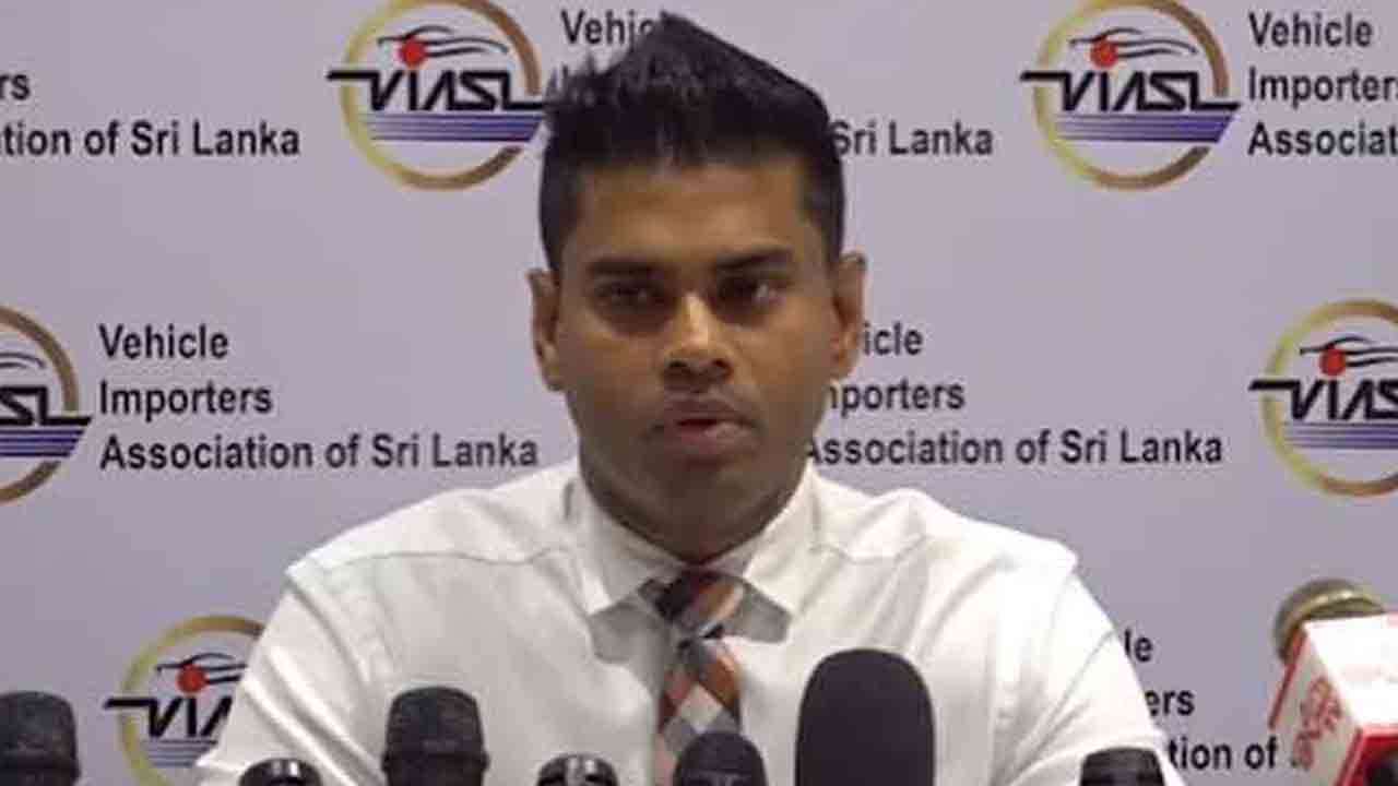 இறக்குமதி வாகனங்களுக்கு ஏப்ரல் முதல் புதிய வரி