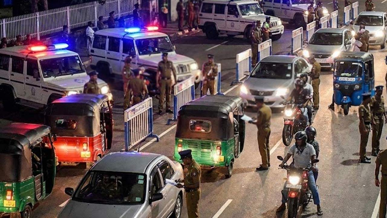 நாடளாவிய ரீதியில் விசேட தேடுதல் நடவடிக்கை: 585 பேர் கைது