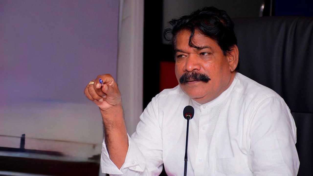 இராணுவத்திடம் உள்ள காணிகள் ஏப்ரலில் மக்களுக்கு!