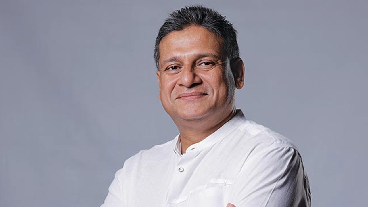 அறியாமையைத் தோற்கடிக்க அனைவரும் சகோதரர்களாக ஒன்றிணைந்து போராட வேண்டும்