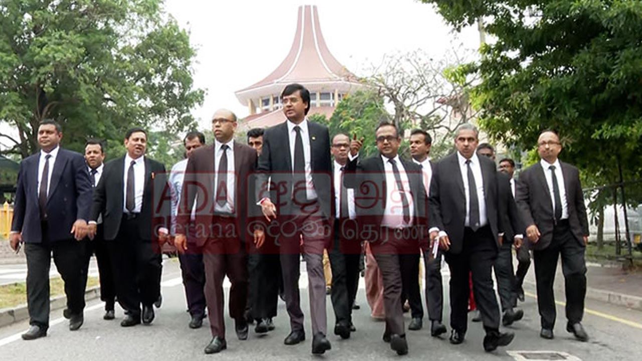 நாளை நீதிமன்ற நடவடிக்கைகளில் இருந்து விலக சட்டத்தரணிகள் சங்கம் தீர்மானம்