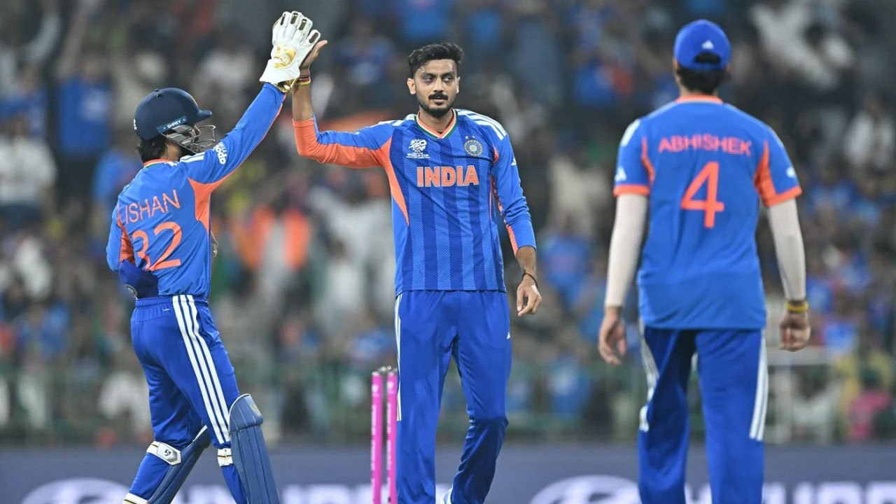 பாகிஸ்தானை வீழ்த்தி சுப்பர் 8 சுற்றுக்கு தகுதிப் பெற்ற இந்தியா!