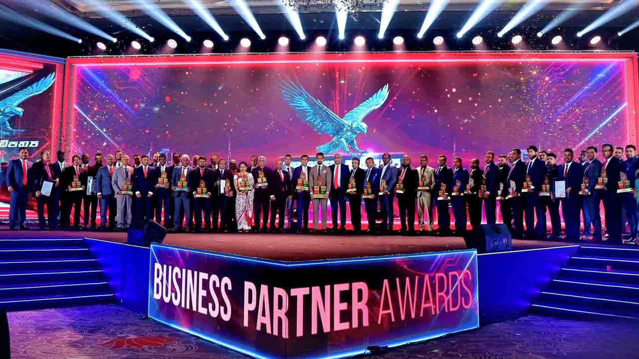 INSEE சீமெந்து, வணிகப் பங்காளர் விருதுகள் 2026இல் சிறந்த சாதனைகளை கொண்டாடியது