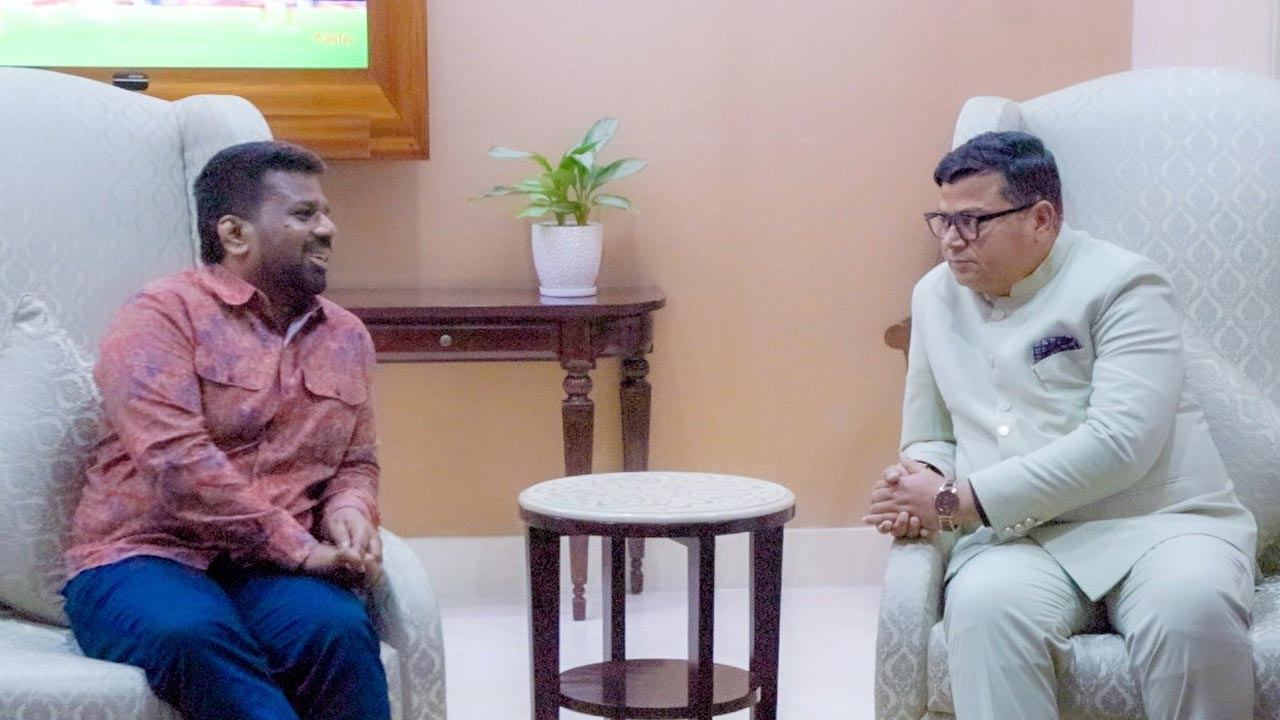  இந்தியாவை சென்றடைந்த ஜனாதிபதிக்கு அமோக வரவேற்பு 