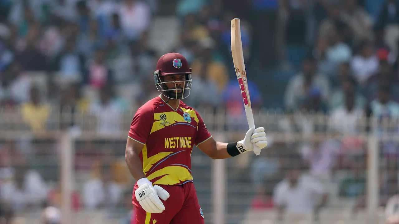 இத்தாலி அணிக்கு 166 ஓட்டங்கள் வெற்றி இலக்கு