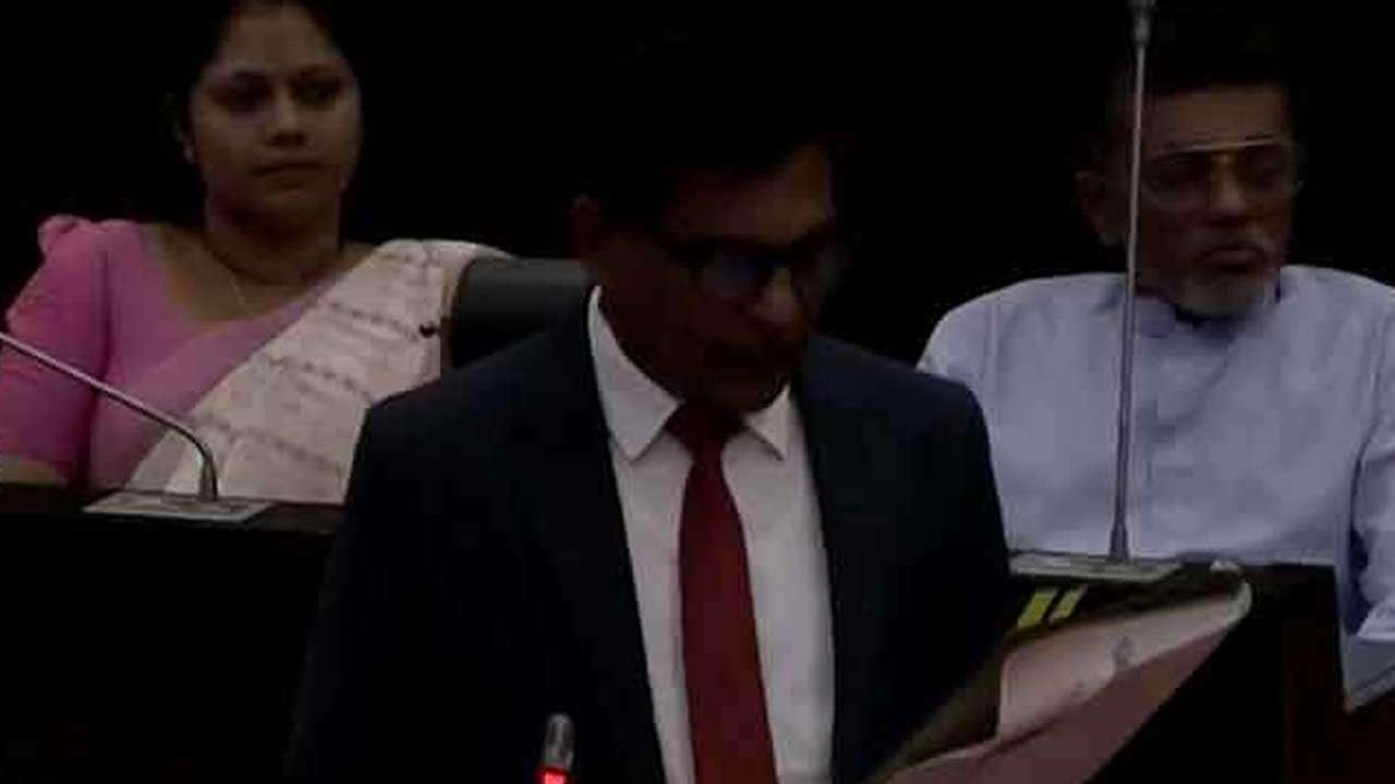 பாதாள உலக குழுவினருடன் தொடர்புகளை பேணிய அரசியல்வாதிகள்! 