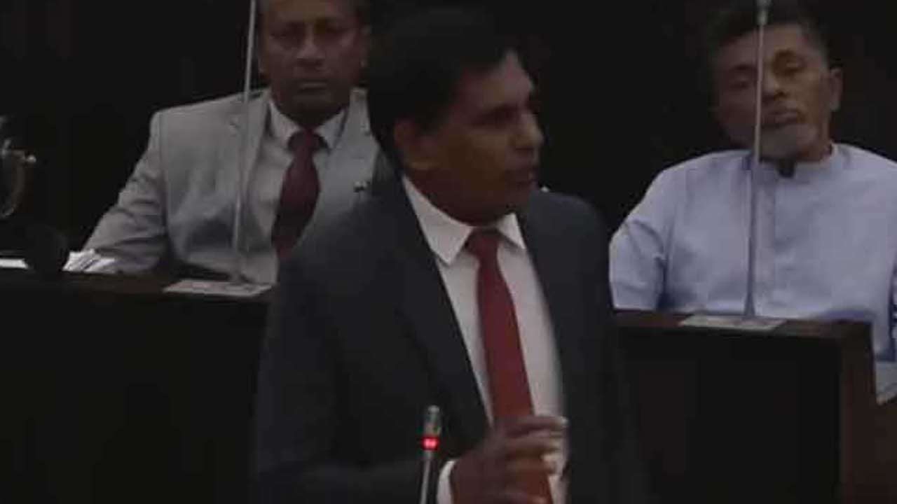 சட்டவிரோதமாக ஈட்டப்பட்ட சொத்துகள் அரசுடைமை