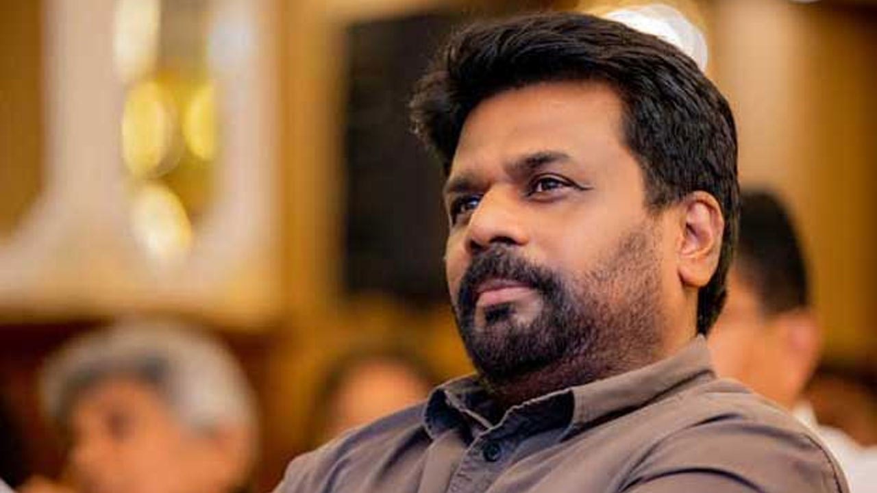 இந்திய விஜயத்தை நிறைவுறுத்தி நாடு திரும்பினார் ஜனாதிபதி 