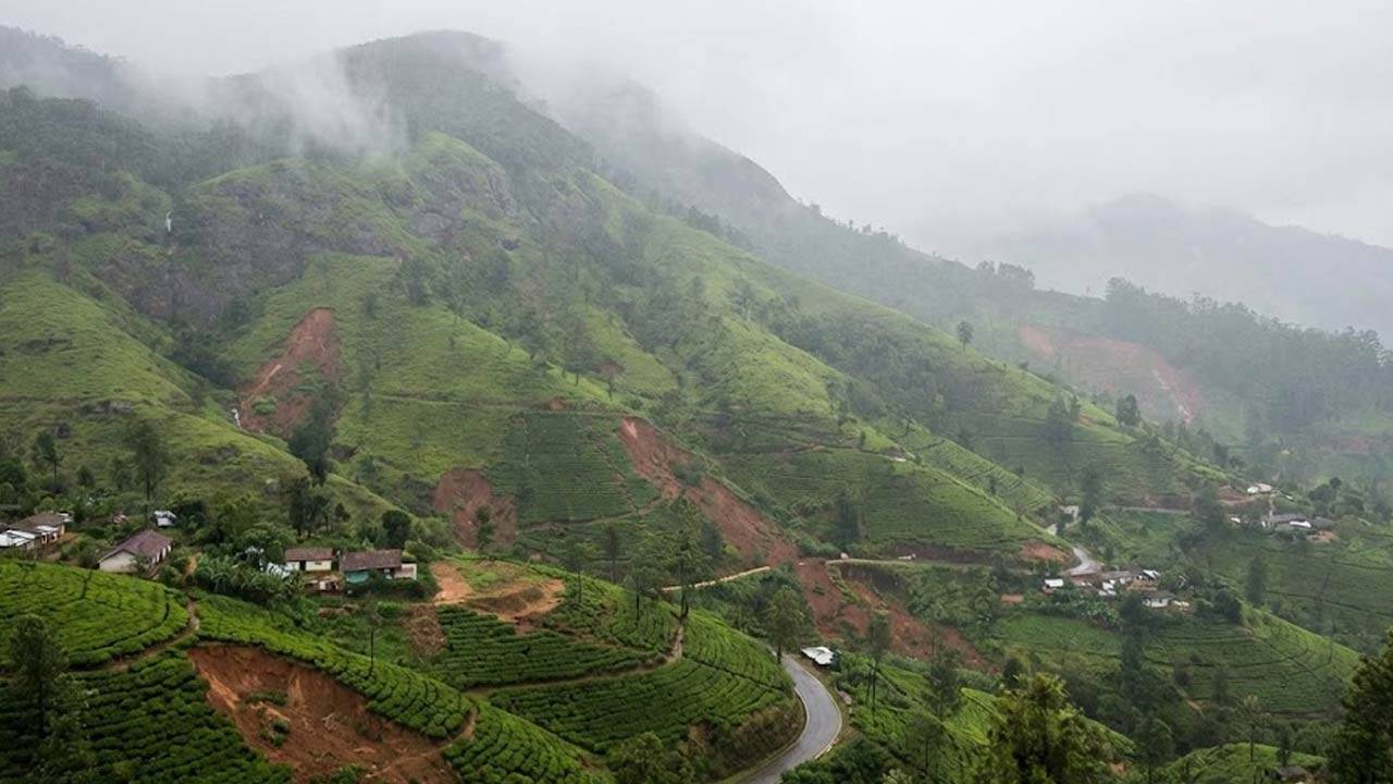 இரண்டு மாவட்டங்களுக்கு மண்சரிவு எச்சரிக்கை