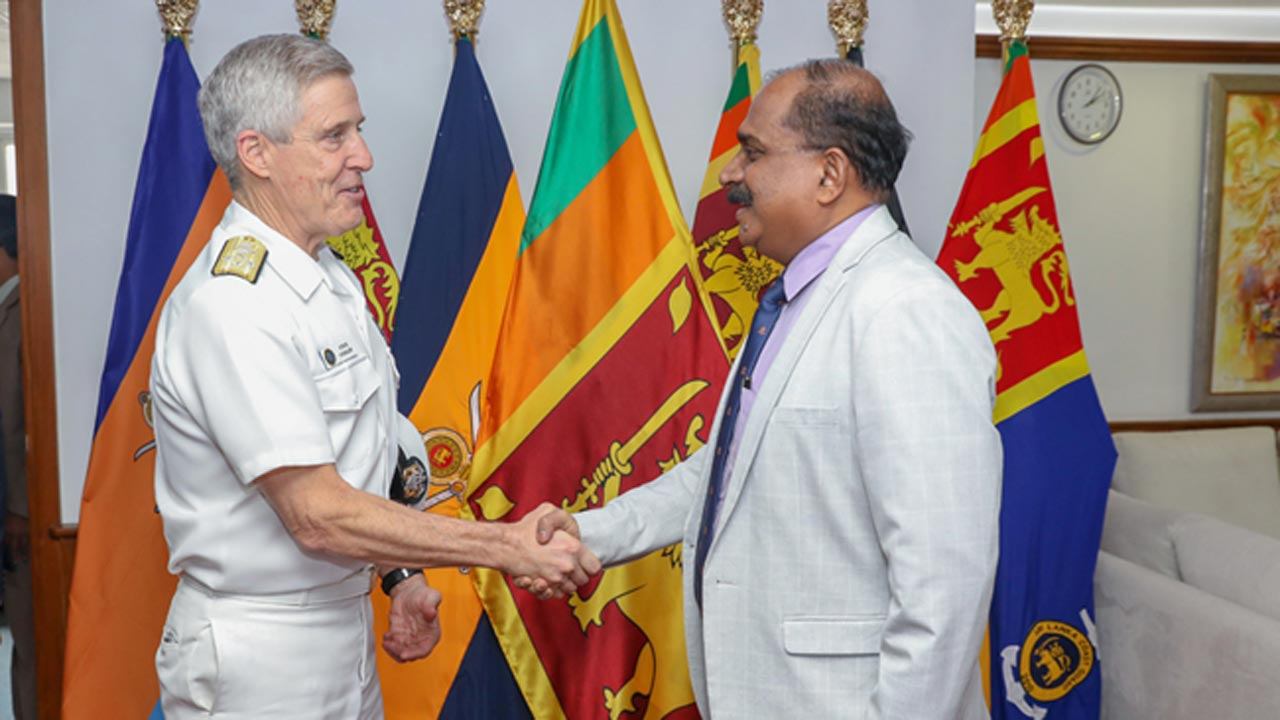 பாதுகாப்புப் பிரதி அமைச்சருடன் அமெரிக்கப் பசிபிக் கடற்படைத் தளபதி முக்கிய சந்திப்பு