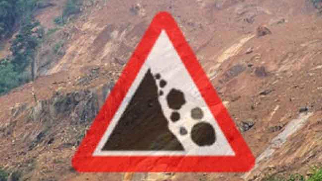 4 மாவட்டங்களுக்கு மண்சரிவு 'சிவப்பு' எச்சரிக்கை!