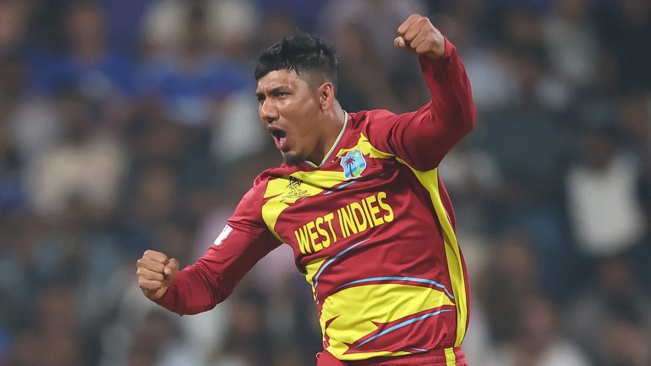 சிம்பாப்வேயை வீழ்த்தி வெற்றியை தொடரும் மேற்கிந்திய தீவுகள்