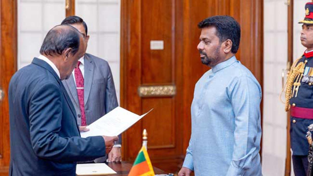 தென் மாகாணத்தின் புதிய ஆளுநராக சுசிரிபால மானவடு நியமனம்!