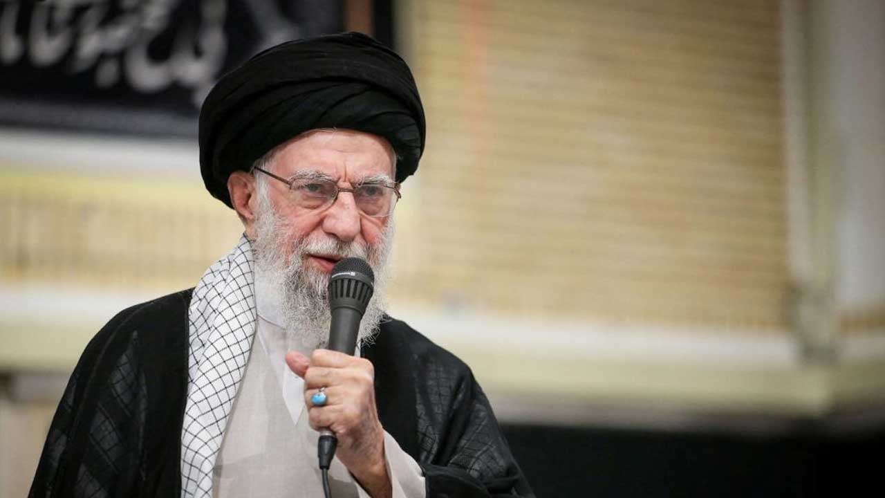 யார் இந்த அயதுல்லா அலி கமேனி?