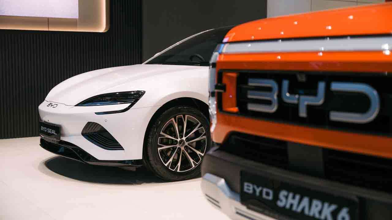 இலங்கையில் முதன்முறையாக BYD மற்றும் DENZA வாகனங்களுக்கான பிரத்தியேக காட்சியறை கொழும்பு Altair-இல் திறப்பு