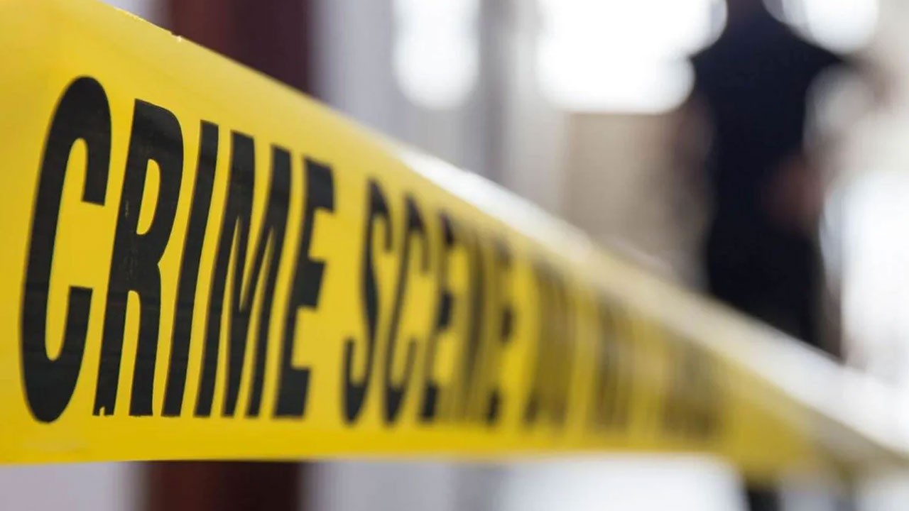 துப்பாக்கிச் சூடு நடத்த முற்பட்டவருக்கு வாள்வெட்டு!