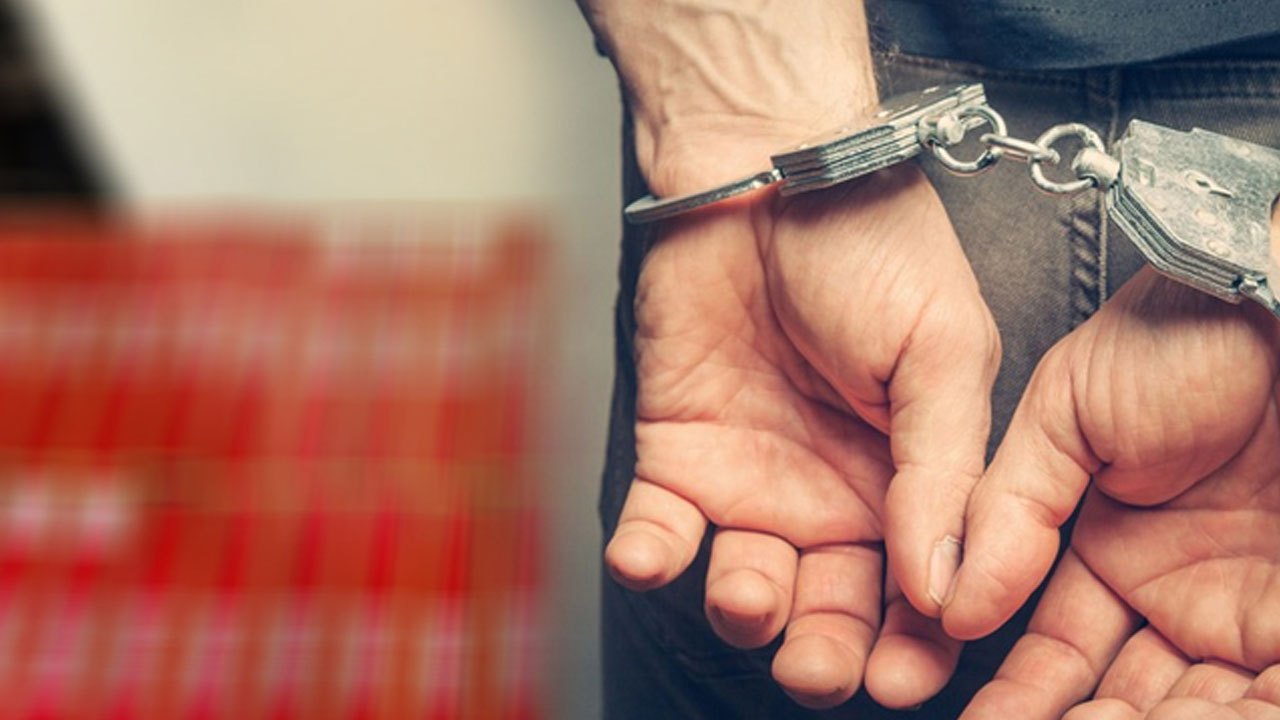 வௌிநாட்டு சிகரட்டுக்களுடன் ஒருவர் கைது 