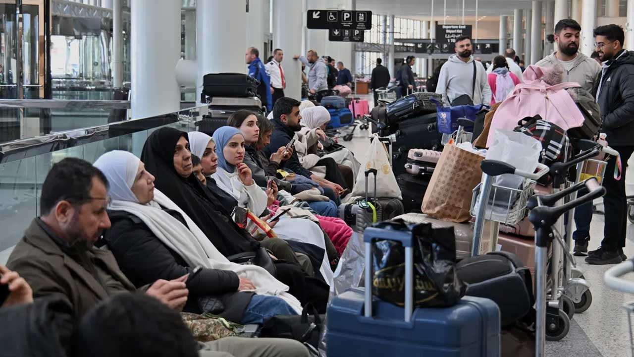 டுபாய் விமான நிலைய தாக்குதலில் நால்வர் காயம்!