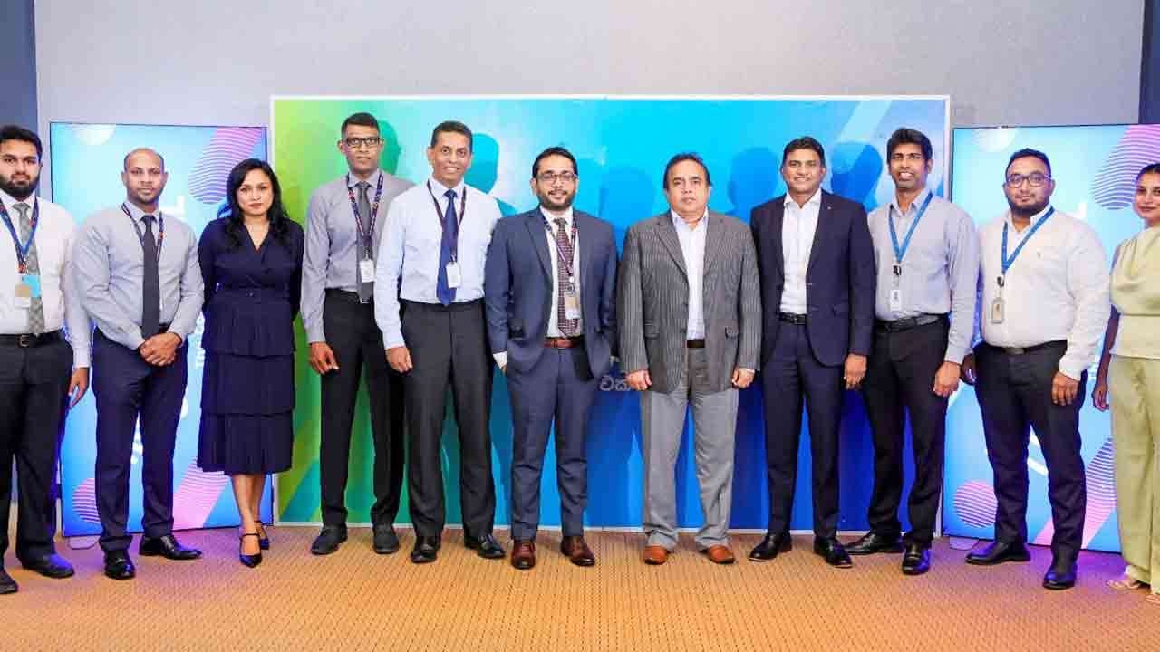 SLT-MOBITEL மொபைல் மற்றும் Fairfirst இன்ஷுரன்ஸ் ஆகியன இணைந்து இலங்கையின் முதலாவது மொபைல் கட்டணப் பட்டியல் செயற்படுத்தப்பட்ட மோட்டார் காப்புறுதியை அறிம