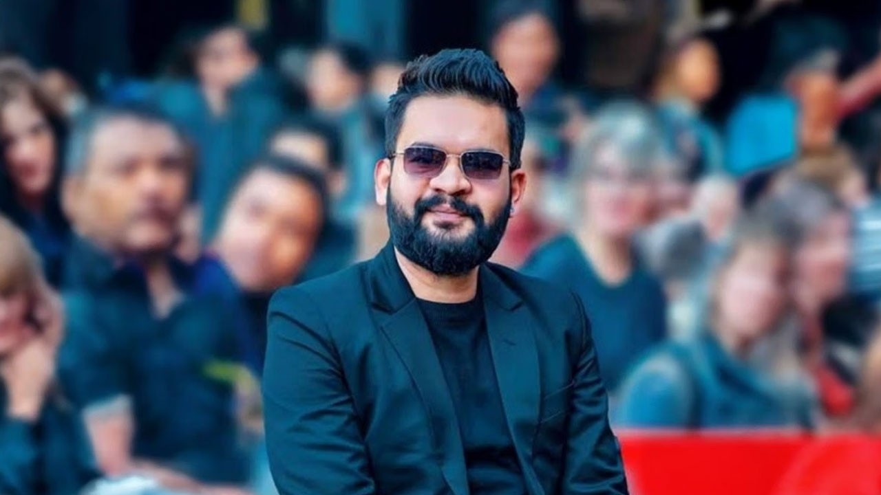 நேபாளத்தின் பிரதமராகும் ரெப் பாடகர்!