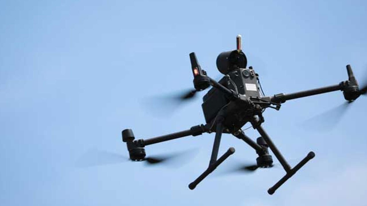 ட்ரோன்கள் தொடர்பில் நாடு முழுவதும் பொலிஸார் தீவிர கண்காணிப்பு