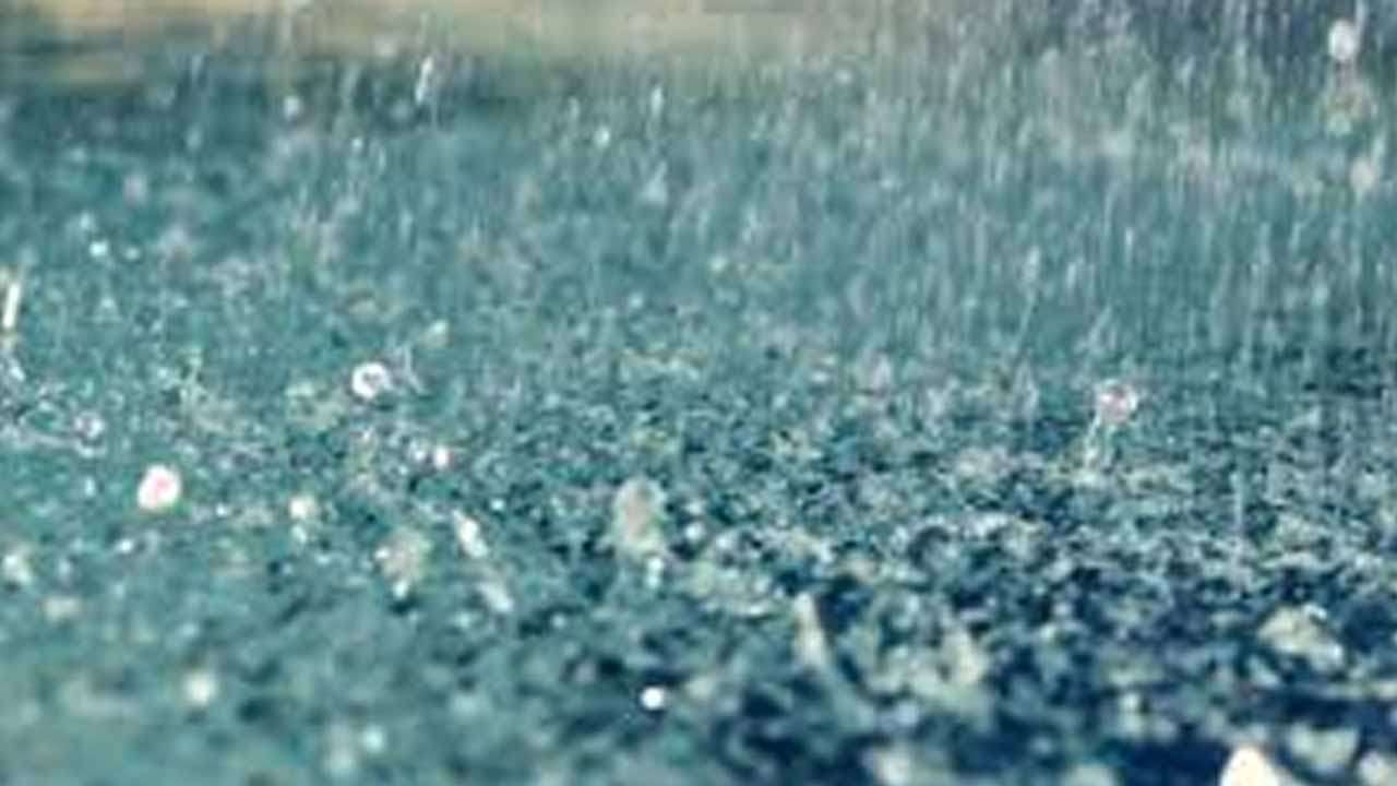 பிற்பகல் வேளையில் இடியுடன் கூடிய மழை!