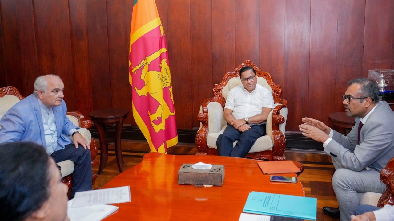 ரஷ்யாவிடம் இருந்து எரிபொருளைப் பெற  அவசர சந்திப்பு