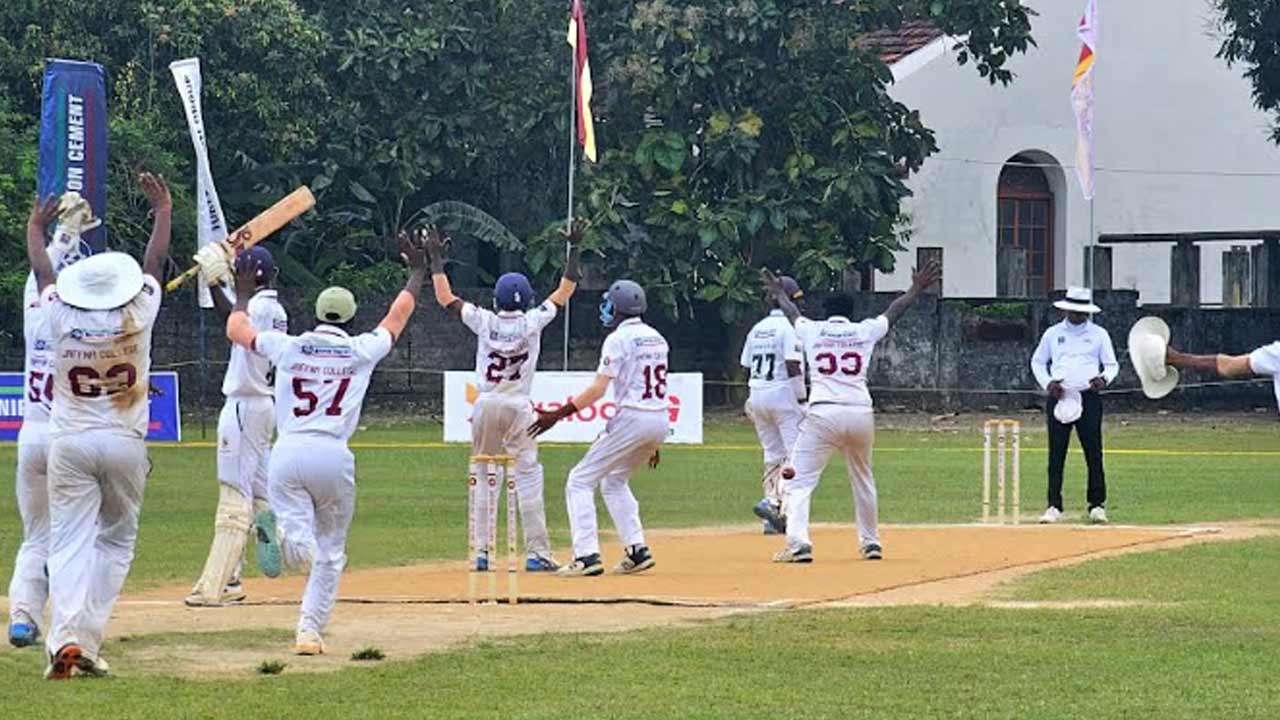 109-வது 'பொன் அணிகளின் போர்':  சமநிலையில் நிறைவு!