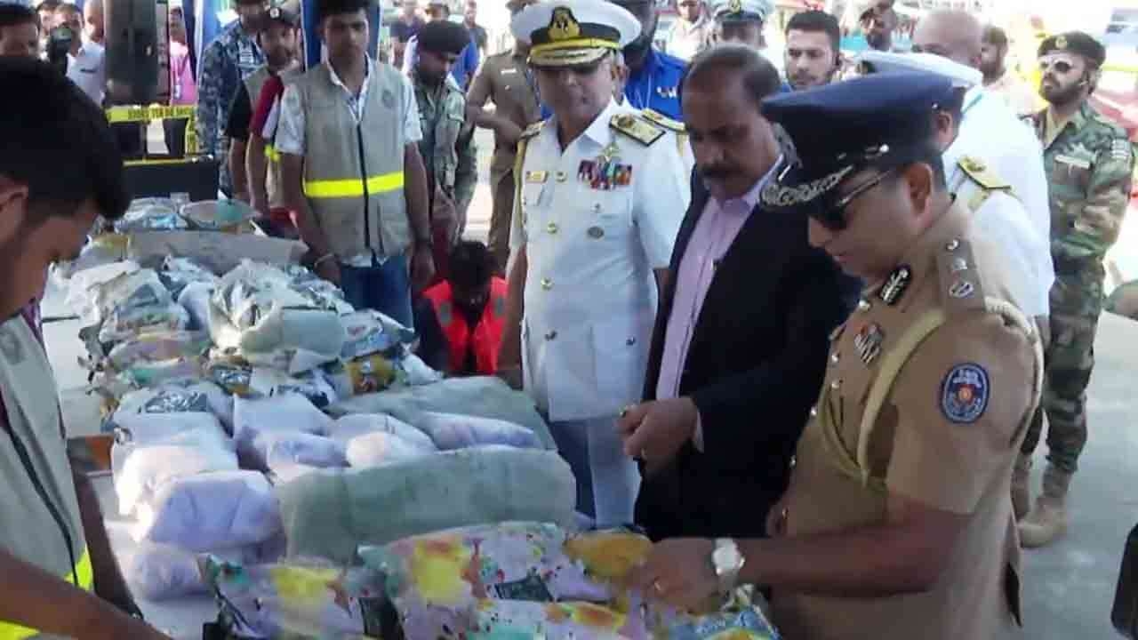  மீட்கப்பட்ட பலநாள் மீன்பிடி படகில் ​​ஹெரோயின் இருந்தமை உறுதி