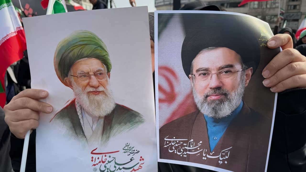 மொஜ்தபா கமேனியை, அலி கமேனியே விரும்பவில்லை?