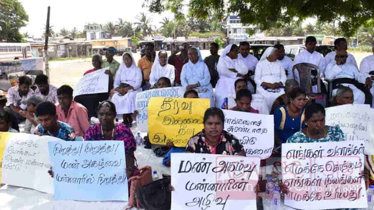 மன்னாரில் 11 நாளாக இடம்பெறும் போராட்டம்!