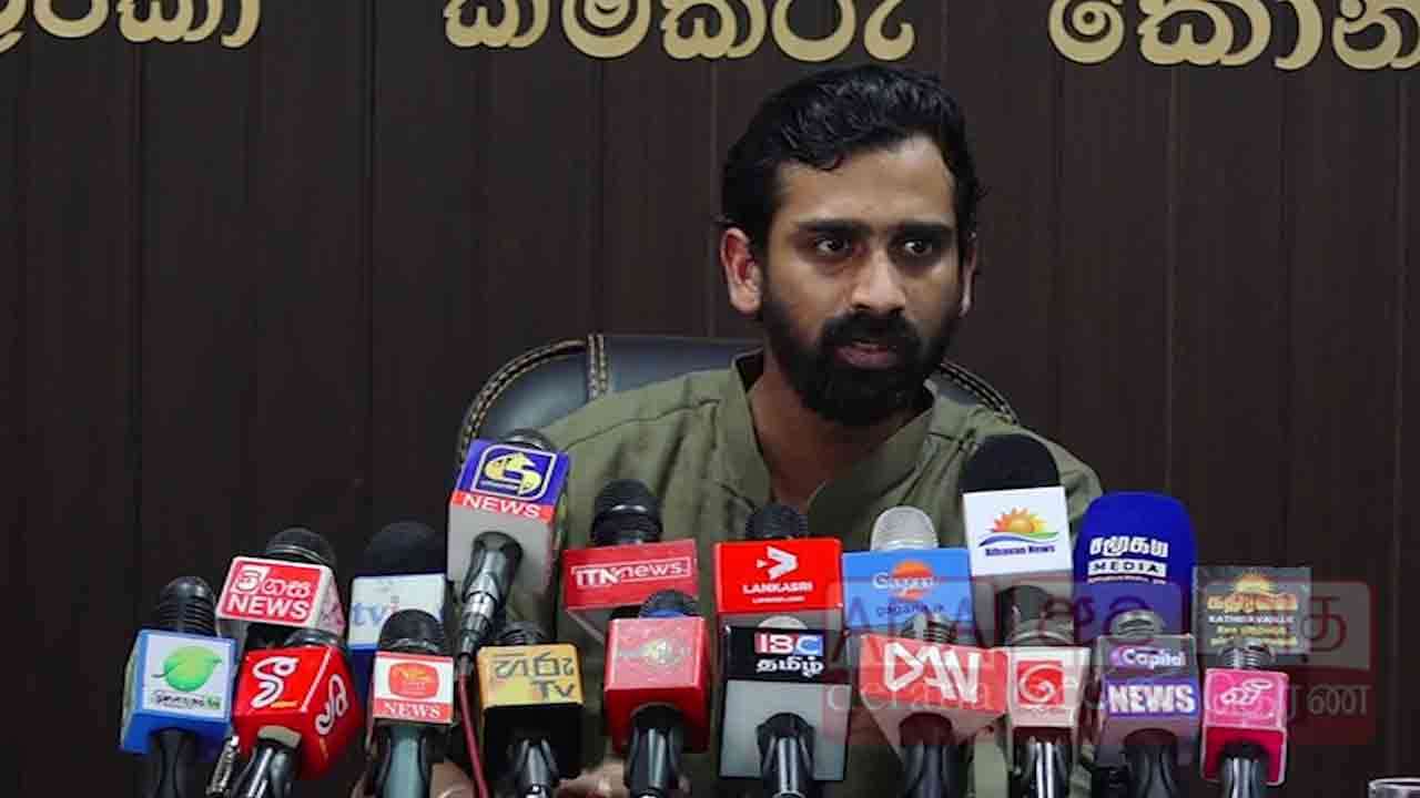 பிரதி அமைச்சர் ஒரு பல் இல்லாத புலி!