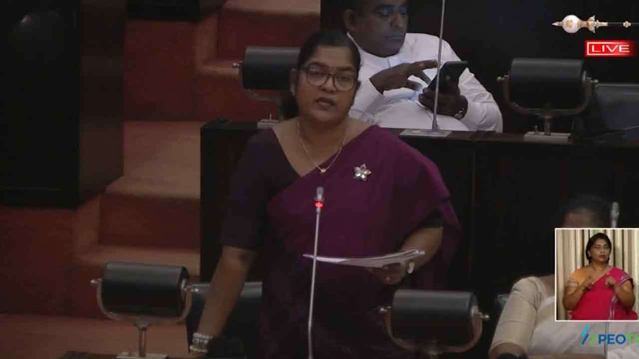 வௌிநாடுகளிலும் அங்கீகரிக்கப்பட வேண்டும்