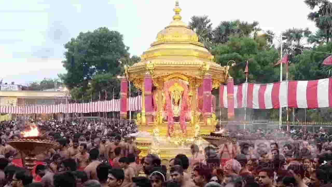 நல்லூர் கந்தசுவாமி ஆலய 21 ஆம் நாள் திருவிழா