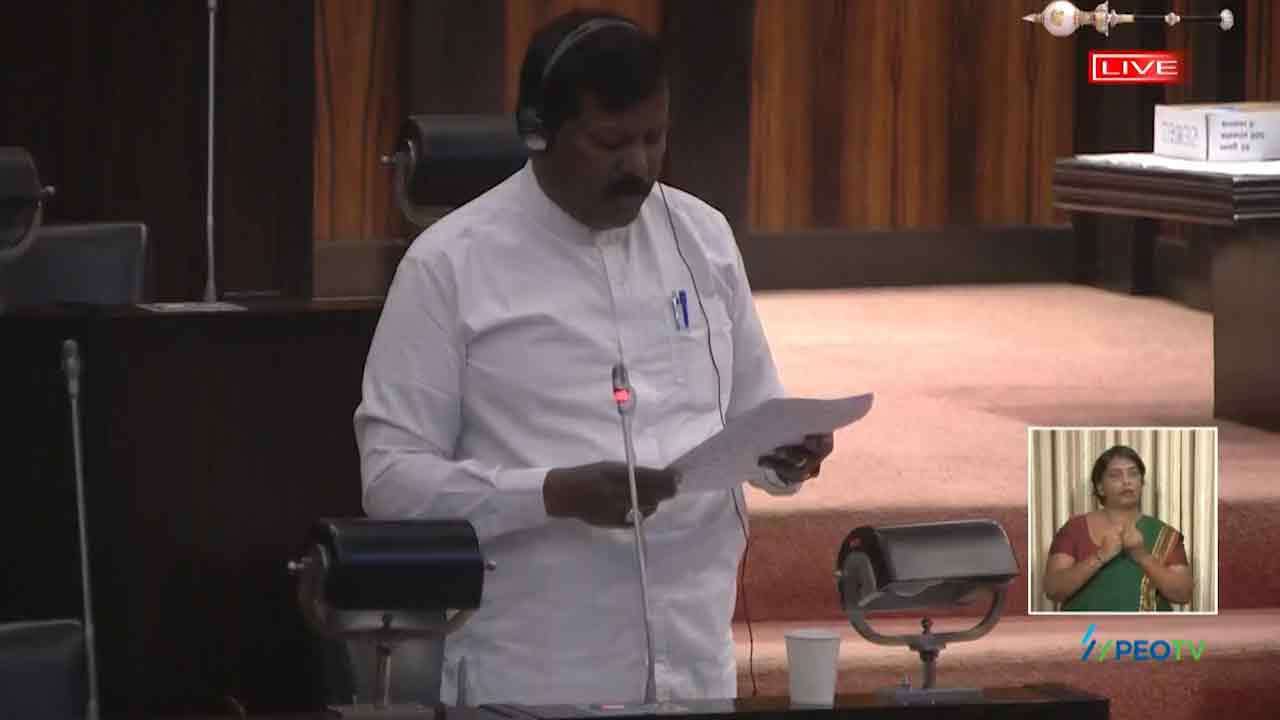 பணி நியமனங்களுக்காக 2,000 காத்துக்கொண்டு இருக்கிறார்கள்!