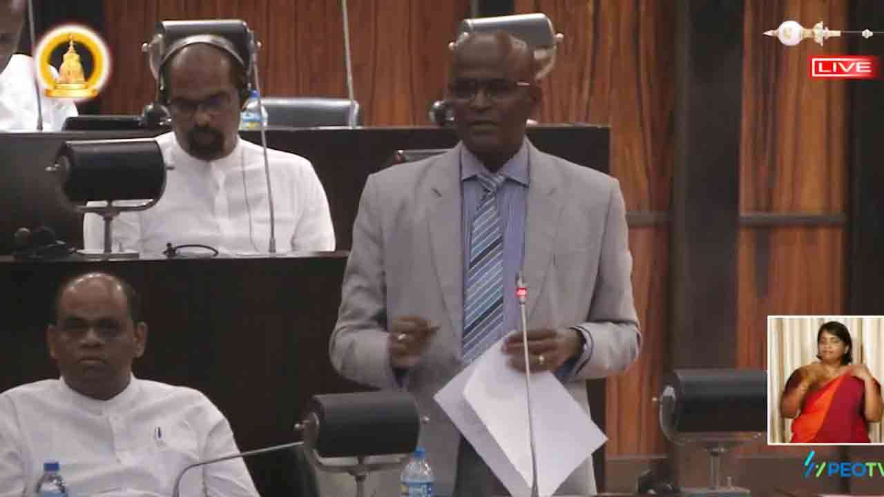 வறுமை ஒழிப்பு திட்டங்கள் முறையாக நடைமுறைப்படுத்தினார்களா?